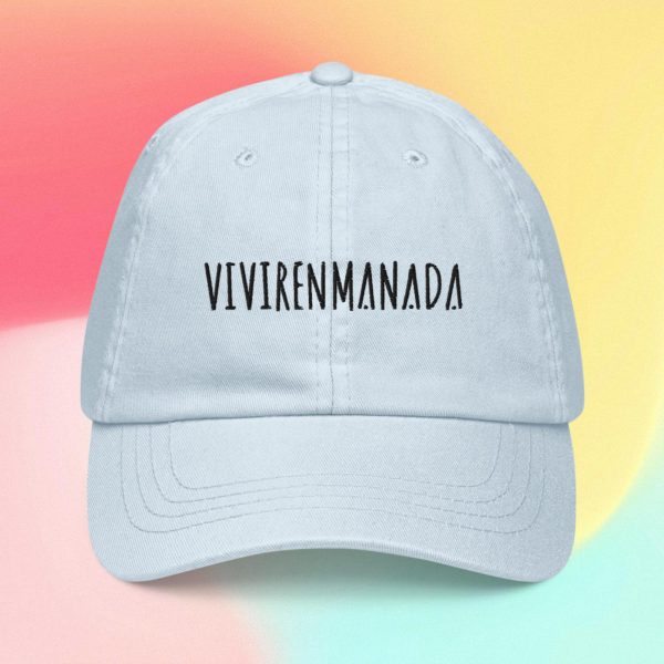 gorra vivirenmanada azul pastel